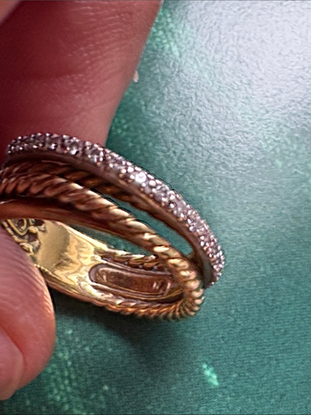 DAVID YURMAN GOLD AND DIAMOND RING - Picture 8 of 8